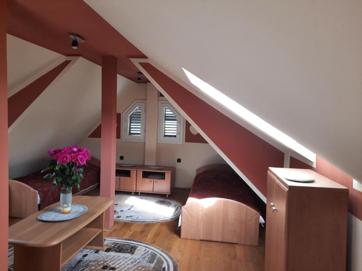Antal Apartmans Lunca De Sus Kulcsoshaz Gyimesfelsolok Exterior foto