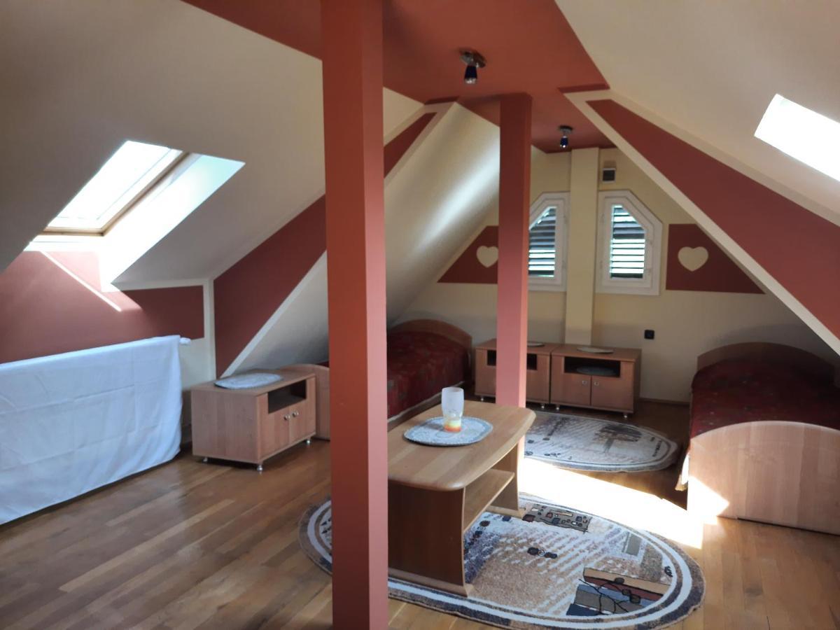 Antal Apartmans Lunca De Sus Kulcsoshaz Gyimesfelsolok Exterior foto
