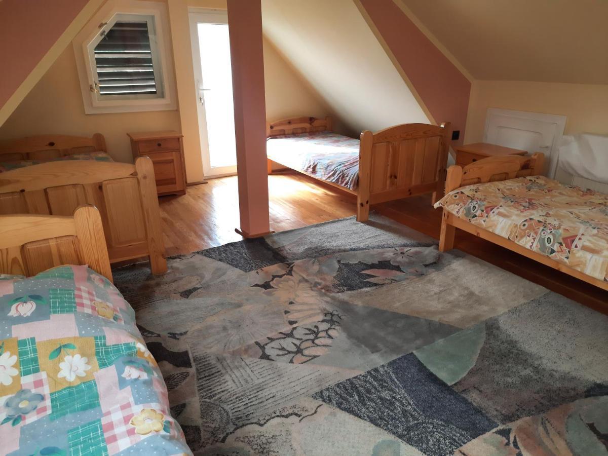 Antal Apartmans Lunca De Sus Kulcsoshaz Gyimesfelsolok Exterior foto